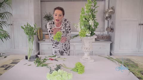 How to Arrange with Tall Stately Flowers Floristry Tutorial