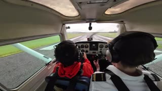 10 Year old learns to fly Cessna