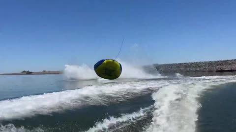 3 Cousins Wipeout on a Water Tube