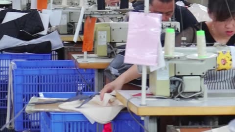 sewing the bags #sewing #bags #bagfactory #producing #factory #fyp #foryou #OEM #backpack