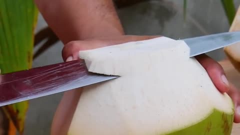 Coconut cutting