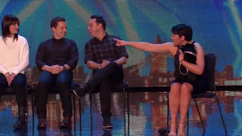 Simon Cowell Gets HYPNOTISED on Britain's Got Talent....Or Does He?