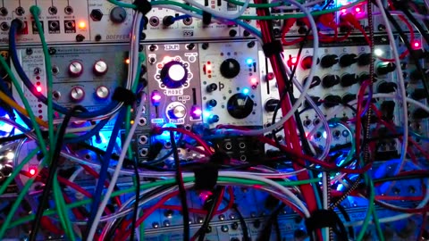 Modular patch ft. Mystic Circuits IDUM