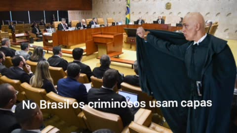 No Brasil os criminosos usam capas