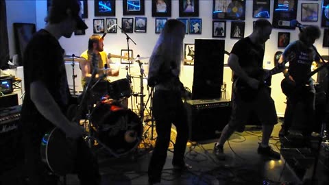 Live cover of Hallowed be Thy Name (Iron Maiden) by Artemis Arrow at the Hollywood Star Room