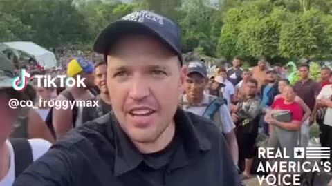 Thousands Of Military Age Men Pretending To Be Peaceful At Southern Border