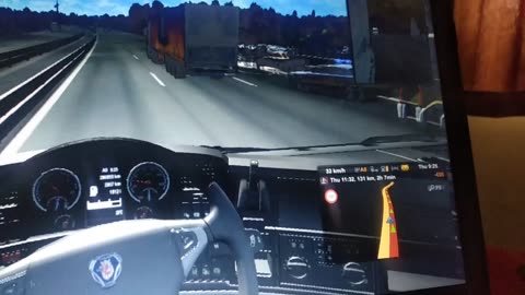 Euro Truck Simulator 2 gameplay