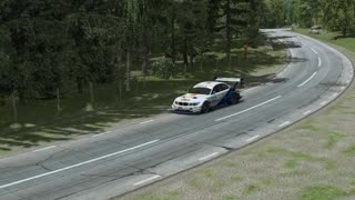 5/5 - Assetto Corsa vs RaceRoom (BMW 134 Judd V8)