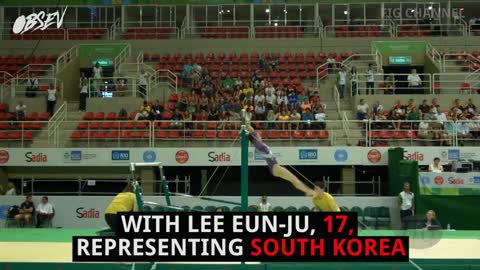North & South Korean Gymnasts Take Seflie At 2016 Olympics