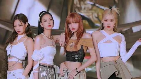 BLACKPINK is not disbanding , YG in big problem