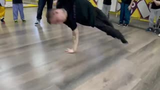 Man Shows off Amazing Dance Skills to Motivate Kids