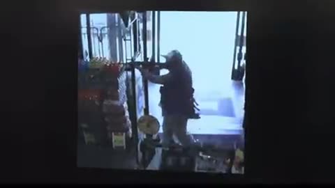 Jacksonville Florida Dollar General fake shooting - fake CCTV footage Daily Mail 8-27-2023