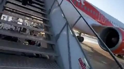 Man Who Was Late For Flight Runs Through Emergency Exit Onto Tarmac, Somehow Is Allowed Onto Plane