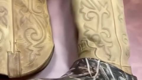 Crocs Cowboy boot