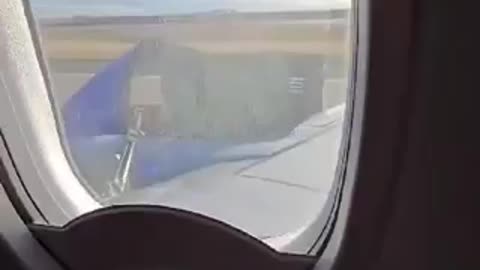 Southwest Airlines 737 to Houston had to turn back after takeoff due to a torn engine cover