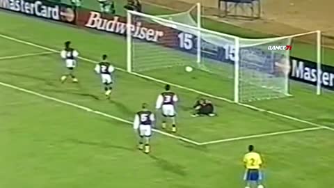 RONALDINHO'S BEST GOAL THAT SHOCKED THE WORLD