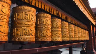 30 minutes of Tibetan healing sounds, meditation music, relaxation music