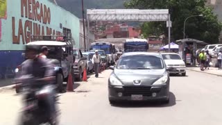 Tanqueo de gasolina en Venezuela