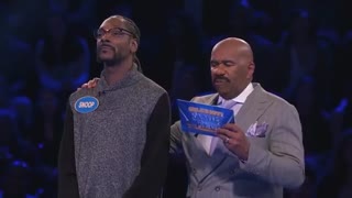 Snoop Dogg vs. Sugar Ray Leonard (Full Episode) | Celebrity Family Feud