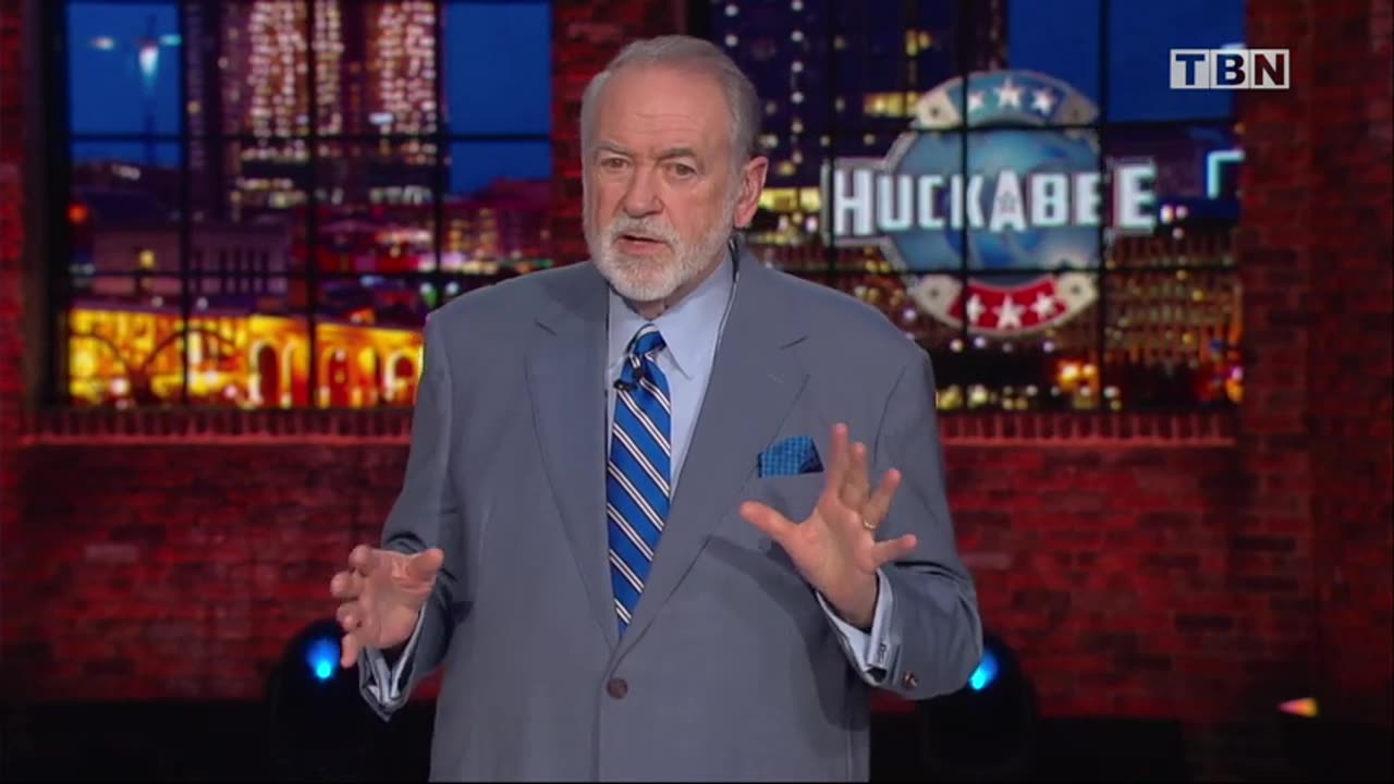 Donald Trump is the DEEP STATE'S Worst NIGHTMARE! Monologue Huckabee