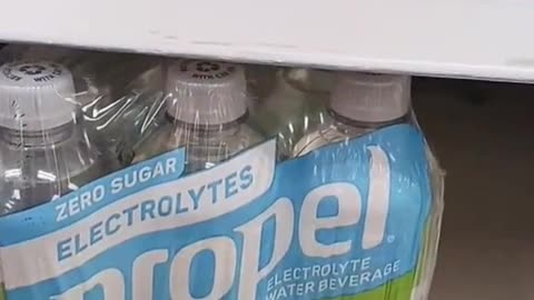 Philadelphia recommends bottled water after a chemical spill