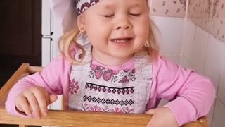 Adorable Baby Girl from Ukraine Shower Cupcakes!
