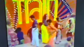 Soul Train Dancers Dance Hum Along 1973 (Jackson 5)