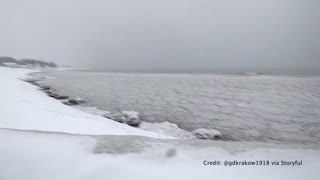 Winter storm encases NY restaurant in ice