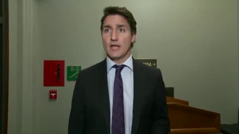 Justin Trudeau Blames Russians For what Canadian Parliament say and do