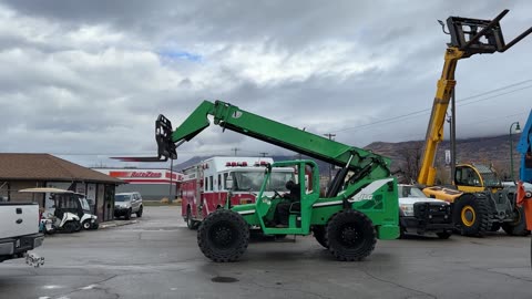 Telehandler Forklift 2015 Skytrak 8042 8,000 LB 42' Reach Telescopic Fork Lift