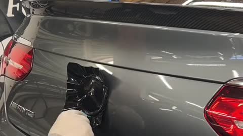 Wrapping mercedes embleme