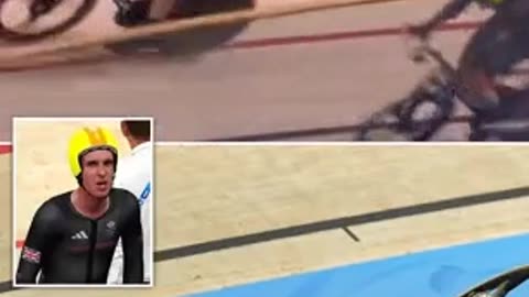 GB cyclist appears to be HEADBUTTED by Dutch rival