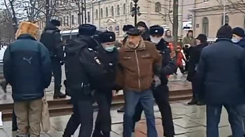 Mass arrests of protesters in Russia