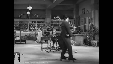 Charlie Chaplin - Modern Times - Roller Skating Scene