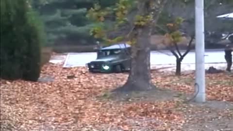 North Korean soldier runs for border in dramatic escape video