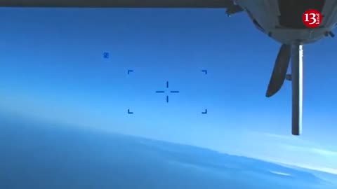 Army of US T released a video of a Russian fighter jet colliding with a US drone