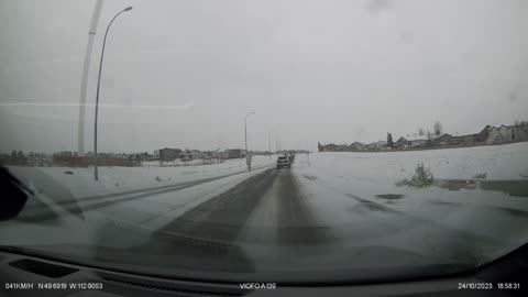 Jeep Slams Into a Light Post Due to Icy Roads