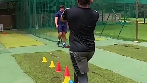 Fast Bowling approach clip