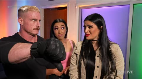 Brooks Jensen seeks dating advice from Indi Hartwell- WWE NXT, Feb. 1, 2022