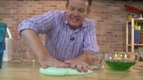 How to Make Slime - Elmer's Glue Recipe