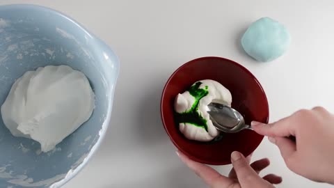 Pyssel DIY mjuk lera recept på play-doh med två ingredienser (på svenska)