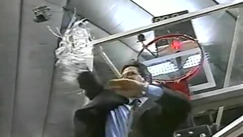 March 29, 2003 - Tom Crean & Marquette Cut Down The Net