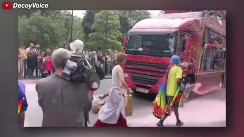 Decoy Voice - Climate activists clash with Pride parade