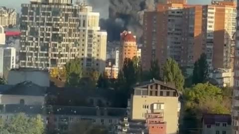 Many explosions occurred in the center of Kiev.