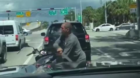 Crazy Florida Road Rage With Machete On Camera