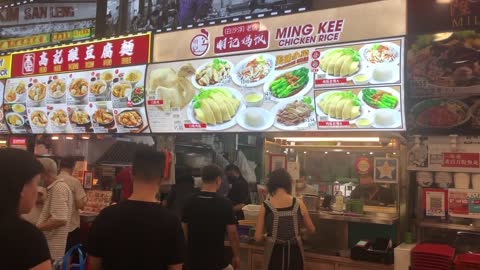 The Best Chicken Rice in Singapore! Sold out everyday! Singapore Street Food