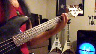 Slither by Velvet Revolver bass cover