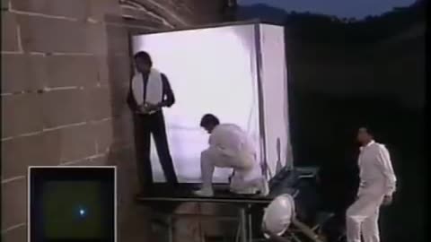 David Copperfield walking through the Great Wall of China