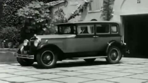 A fifth wheel used to help parallel park in 1933
