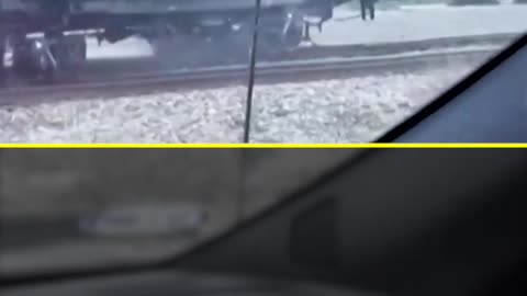 U.S train derailment caught on camera 😱😱